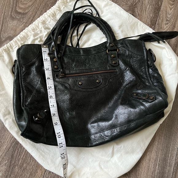 Additional Photos Video Balenciaga City Bag - Picture 14 of 17
